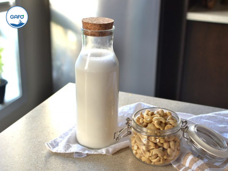 Sữa hạt dinh dưỡng có tác dụng gì mà ai cũng khuyên dùng?