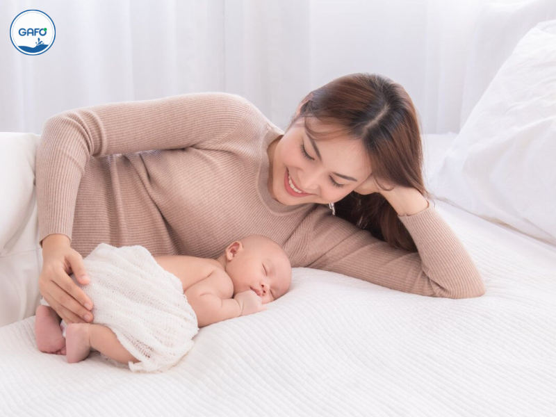 Gợi ý mẹ 5 cách chăm sóc trẻ sơ sinh mới chào đời đúng cách, đơn giản nhất