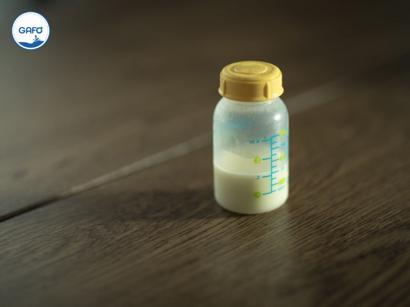 3 vai trò thiết yếu của sữa non đối với sự phát triển của trẻ