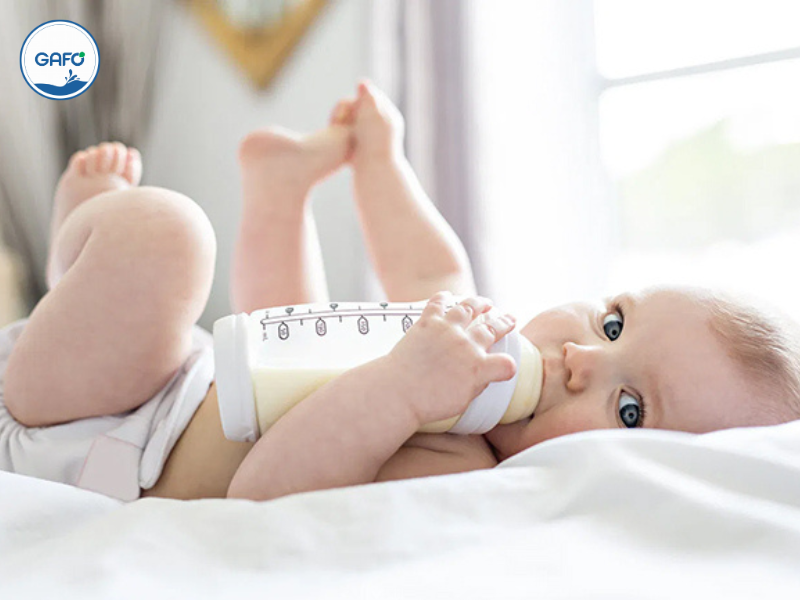 Nên cho trẻ uống sữa bột đến khi nào?